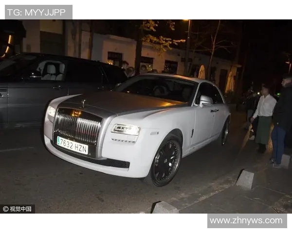 国外足球明星豪驾宝马车的奢华生活与精彩瞬间揭秘